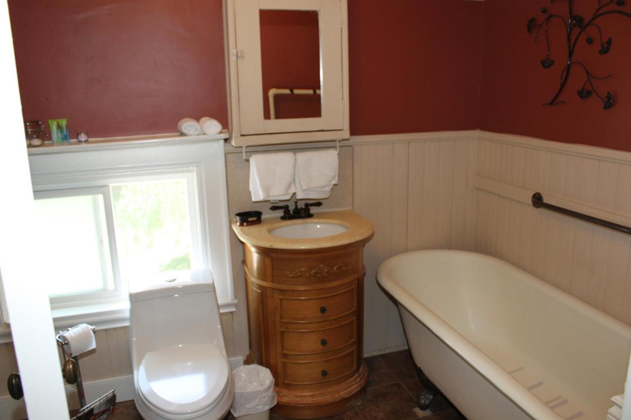 Green Oaks B&B ナイアガラオンザレイク エクステリア 写真