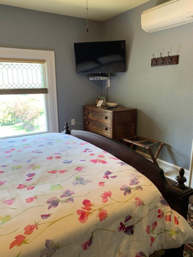 Green Oaks B&B ナイアガラオンザレイク エクステリア 写真